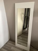Spiegel op wit houten paneel 49,5 x 136 cm, Ophalen, Minder dan 50 cm, Zo goed als nieuw, Minder dan 100 cm