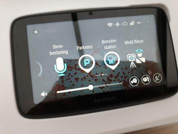 Tomtom GO 520 WiFi World Lifetime Maps Traffic Control  beschikbaar voor biedingen