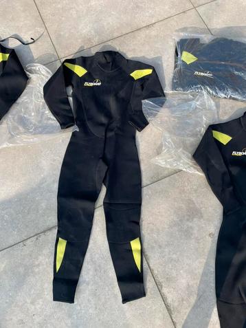 Wetsuit maat S wet suit surfpak drysuit longsleeve duikpak beschikbaar voor biedingen