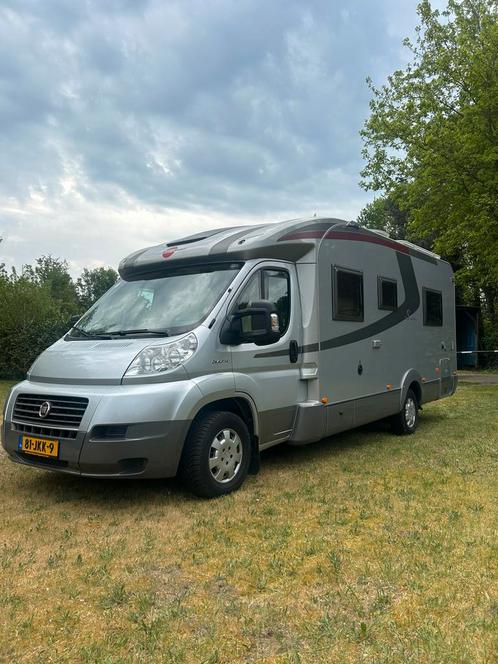 Burnster solano T727 Queensize bed camper, Caravans en Kamperen, Campers, Particulier, tot en met 3, Half-integraal, Bürstner