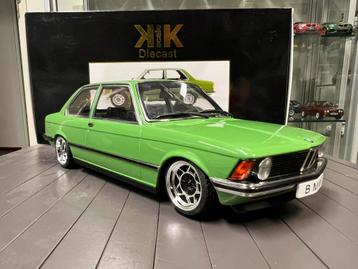 1:18 KK-Scale  BMW E21 custom met vaste wielen in doos beschikbaar voor biedingen
