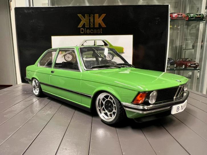 1:18 KK-Scale  BMW E21 custom met vaste wielen in doos, Hobby en Vrije tijd, Modelauto's | 1:18, Gebruikt, Auto, Ophalen of Verzenden