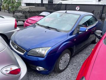 Ford Focus Coupé-Cabriolet 2.0-16V Titanium met zij schade beschikbaar voor biedingen