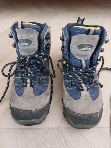 Goede kwaliteit wandelschoenen maat 32 beschikbaar voor biedingen