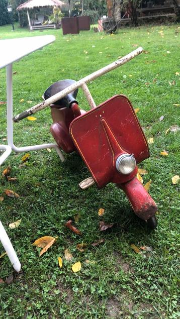 Trapauto scooter  Vespa/Lambretta beschikbaar voor biedingen