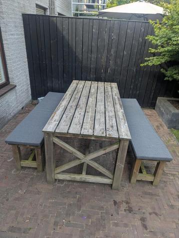 Kussens picknicktafel (alleen de kussens) beschikbaar voor biedingen