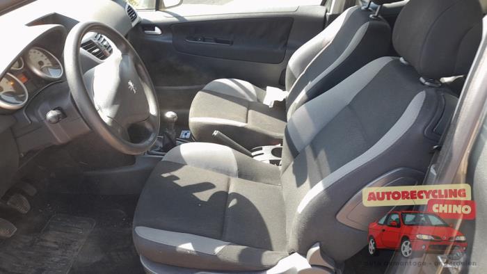 Bekleding Set (compleet) van een Peugeot 207, Auto-onderdelen, Ophalen, Gebruikt, -, -