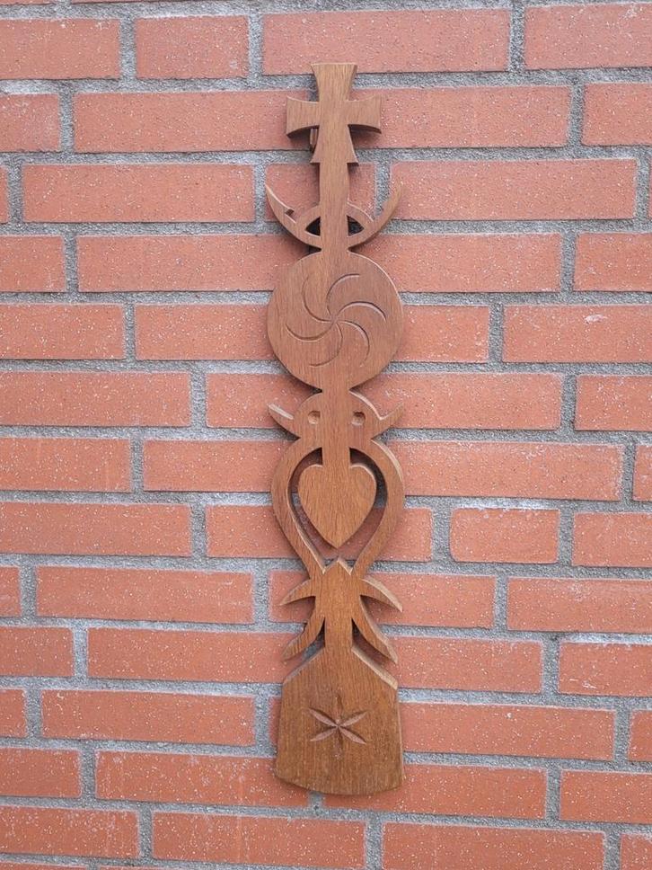 Gevelteken van eikenhout., Antiek en Kunst, Kunst | Beelden en Houtsnijwerken, Ophalen