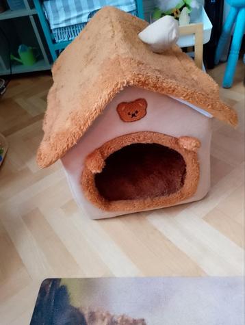 Katten huisje - Als nieuw beschikbaar voor biedingen