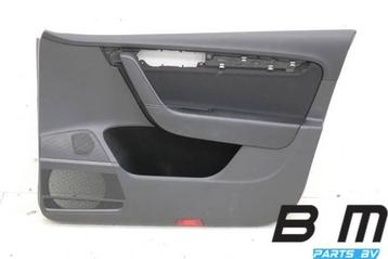 Portierbekleding rechtsvoor VW Passat B7 3AB867012D beschikbaar voor biedingen