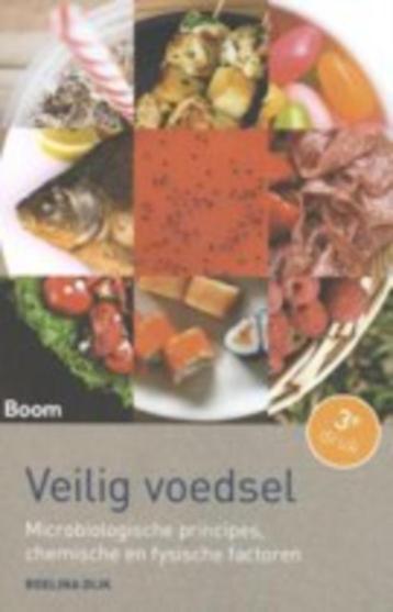 Diverse studie boeken voor opleiding Voeding en Diëtetiek beschikbaar voor biedingen