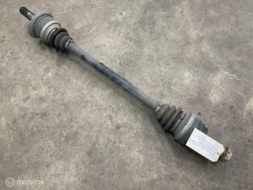Aandrijfas rechtsachter BMW 5-serie F10  33207630184 beschikbaar voor biedingen