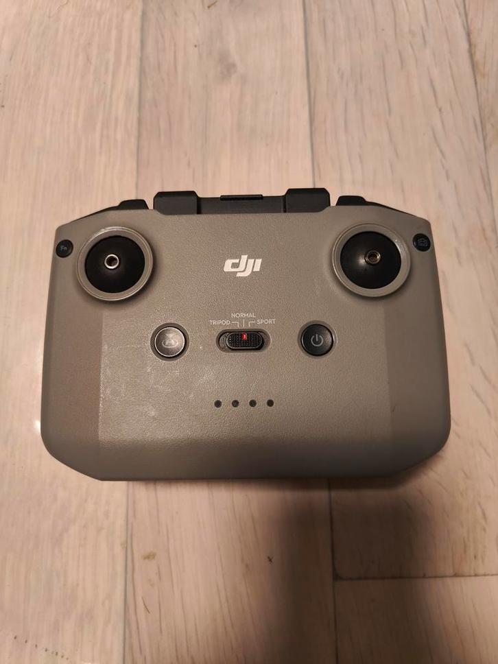 DJI Afstandsbediening RC231 - Mini 2/3, Mavic Air 2(s)/3, Audio, Tv en Foto, Drones, Gebruikt, Drone met camera, Ophalen of Verzenden