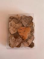 Decoratieve hartjes van boomschors, Hobby en Vrije tijd, Ophalen, Zo goed als nieuw, Materiaal