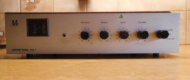 corner horn mk1 eigenbouw stereo versterker, Audio, Tv en Foto, Versterkers en Receivers, Gebruikt, Stereo, Minder dan 60 watt