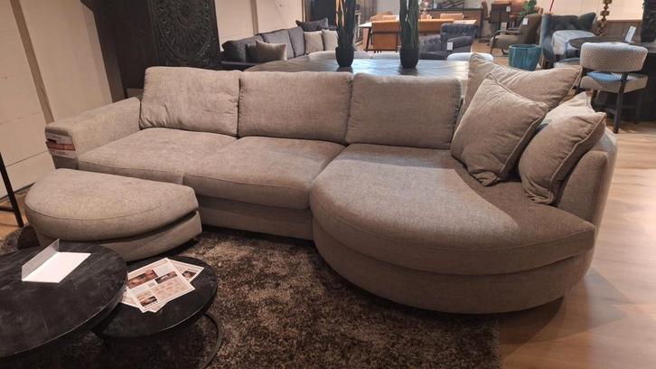 Urbansofa lorenzo Hoekbank Lorenzo, Huis en Inrichting, Banken | Voetenbanken en Poefen, Zo goed als nieuw, 125 cm of meer, 125 cm of meer