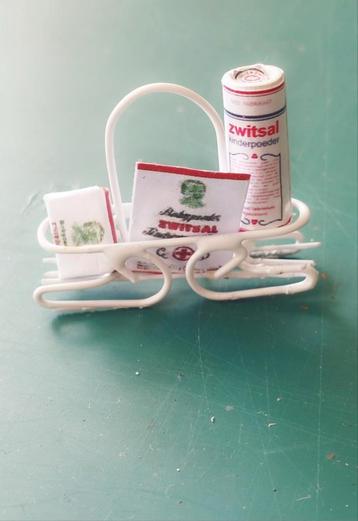 ZWITSAL-rekje, schaal 1op12, poppenhuis miniatuur. beschikbaar voor biedingen