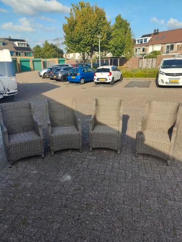 AVH tuinstoelen incl. bijpassende zit- & rugkussen beschikbaar voor biedingen