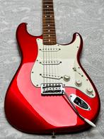 Fender Standard Stratocaster (Mexico, 2017)  Candy apple red, Muziek en Instrumenten, Ophalen, Gebruikt, Solid body, Fender