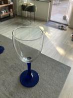 5 wijnglazen glaasjes blauwe voet vintage uit jaren '60, Antiek en Kunst, Antiek | Glas en Kristal, Ophalen