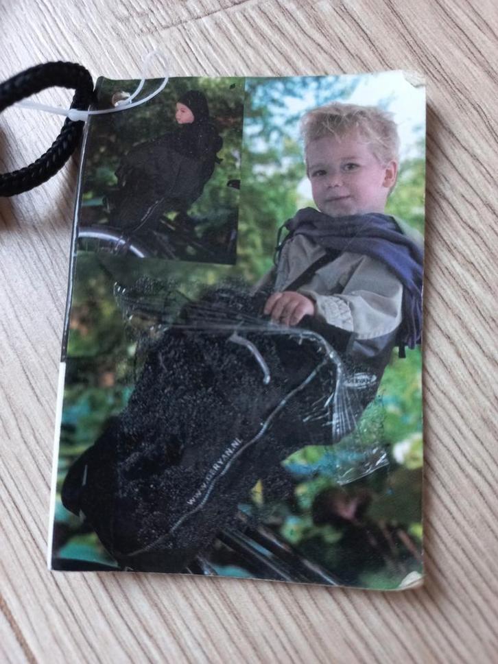 Deryan voetenzak voor fietsstoeltje Bike-A-Way, poncho, Fietsen en Brommers, Fietsaccessoires | Fietsstoeltjes, Zo goed als nieuw