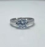 Ring zilver met Zirkonia kristal, NVT, Ophalen of Verzenden, Zo goed als nieuw, 17 tot 18