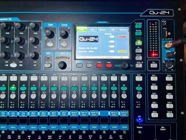 Allen & Heath Qu24, Muziek en Instrumenten, Mengpanelen, Gebruikt, 20 kanalen of meer, Microfooningang, Ophalen