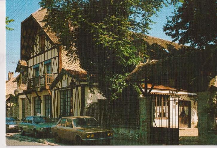 Frankrijk, Barbizon auto's Peugeot 505, Citroen CX, Fiat 132, Verzamelen, Ansichtkaarten | Buitenland, Ongelopen, Frankrijk, 1960 tot 1980