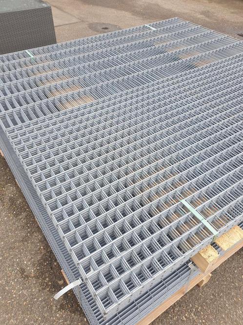 Goedkoop en Goed Beveiligings Hekwerk voor Bedrijfspand Tuin, Tuin en Terras, Gaas en Draad, Nieuw, Gaas, 20 meter of meer, Ophalen