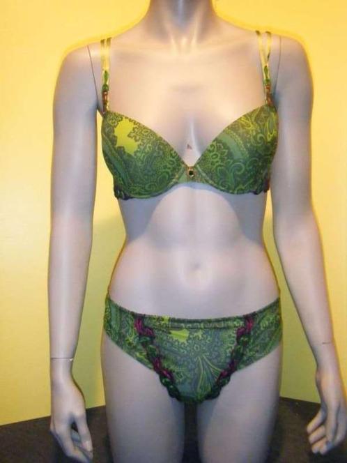 Lise Charmel Magie Cashmer set 80B 42, Kleding | Dames, Ondergoed en Lingerie, Setje, Groen, Ophalen of Verzenden