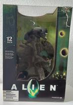 McFarlane 12inch Alien (2004), Ophalen of Verzenden, Gebruikt, Film, Beeldje, Replica of Model