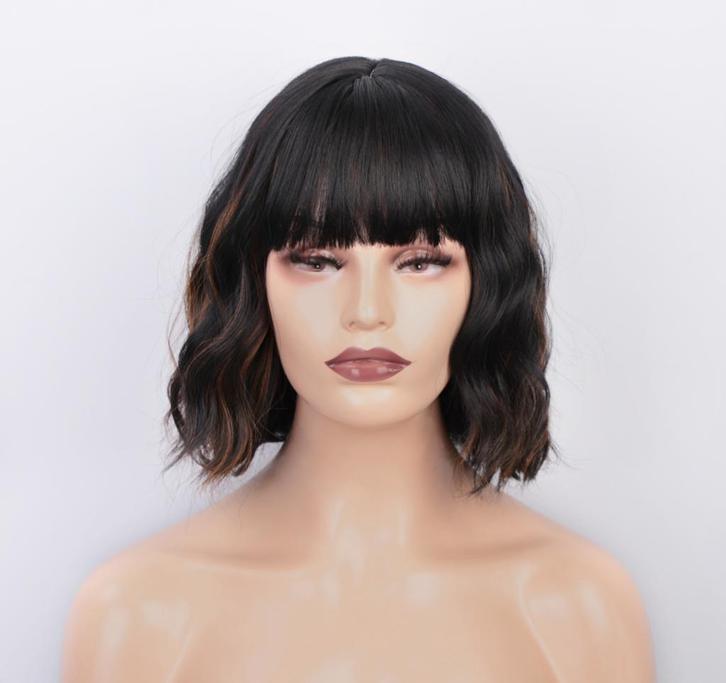 Zwarte Bruine Korte Golvende Pruik Met Bob Haar Haren Dames, Sieraden, Tassen en Uiterlijk, Uiterlijk | Haarverzorging, Nieuw