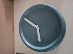 Keramiek klok van Zuiver., Huis en Inrichting, Woonaccessoires | Klokken, Ophalen of Verzenden, Zo goed als nieuw, Wandklok