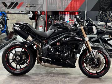 TRIUMPH SPEED TRIPLE 1050 ABS (bj 2012) beschikbaar voor biedingen