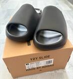 Yeezy slide, Kleding | Heren, Schoenen, Ophalen of Verzenden, Nieuw