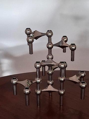 Stapelbare Nagel Kandelaar - Jaren 60 Design beschikbaar voor biedingen