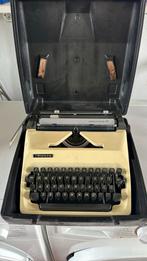 Triumph Gabriele 25 typemachine in koffer, Diversen, Typemachines, Ophalen of Verzenden, Zo goed als nieuw