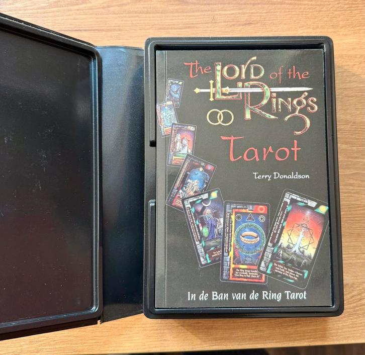 Lord of the Rings Tarot - Collectorsitem! 2001, Hobby en Vrije tijd, Verzamelkaartspellen | Magic the Gathering, Zo goed als nieuw