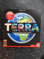 Terra van 999 games, Ophalen of Verzenden, Zo goed als nieuw