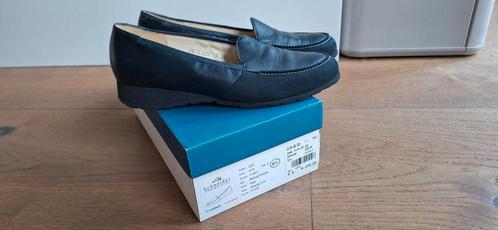 Te koop instap damesschoen Schneider Wijdte C, nieuw, Kleding | Dames, Schoenen, Nieuw, Instappers, Blauw, Ophalen