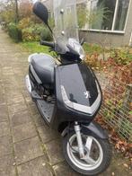 Peugot viva city nieuw model 2t, Fietsen en Brommers, Scooters | Peugeot, Ophalen of Verzenden, Zo goed als nieuw, Tweetakt, Vivacity