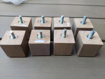 8 IKEA poten, ingekort met viltjes beschikbaar voor biedingen