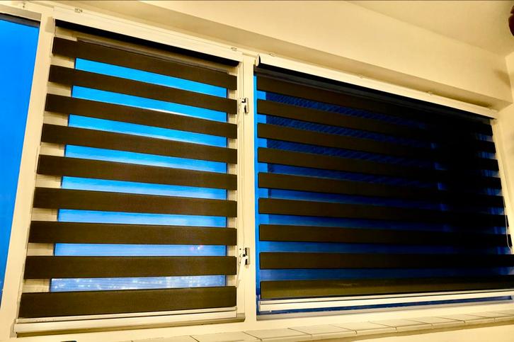 IKEA Duo Rolgordijnen (Zebra) - 11 stuks, Huis en Inrichting, Stoffering | Gordijnen en Lamellen, Gebruikt, 150 tot 200 cm, Zwart