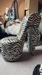 Hoge hak stoel, Huis en Inrichting, Banken | Sofa's en Chaises Longues, Ophalen, Eenpersoons, 75 tot 100 cm, Zo goed als nieuw