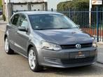 Volkswagen POLO 1.2-12V Highline CarPlay / Stoelverwarming, Voorwielaandrijving, Euro 5, Gebruikt, Zwart