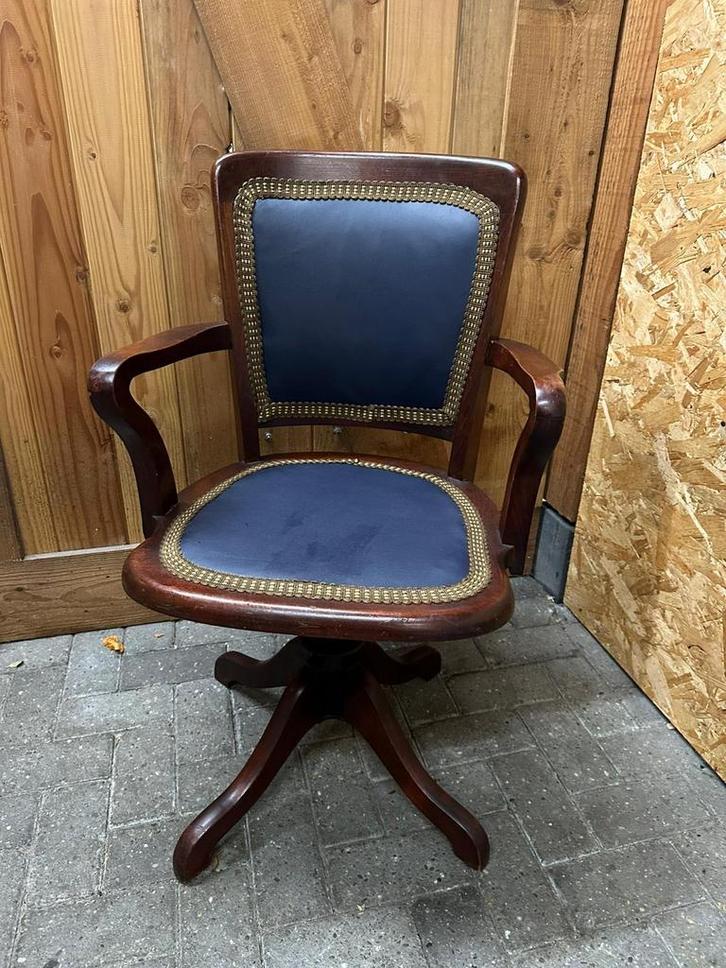 Klasssieke houten draaistoel bureaustoel c.a jaren 30., Antiek en Kunst, Antiek | Meubels | Stoelen en Banken, Ophalen