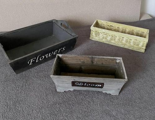 bloembakjes, bloempotten, keramiek / hout / riet, steen e.a., Tuin en Terras, Bloempotten, Zo goed als nieuw, Aardewerk, Binnen