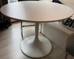 Ronde Witte Ikea Tafel + retro stoelen, Huis en Inrichting, Tafels | Eettafels, Ophalen, Gebruikt, Rond, 50 tot 100 cm