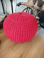Knalrode Gebreide Poef - 50cm Rond, Gebruikt, Ophalen of Verzenden, 50 tot 75 cm, 50 tot 75 cm