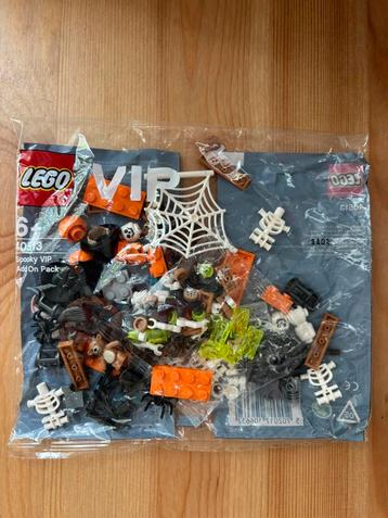 LEGO Spooky VIP Add-On Pack (40513) beschikbaar voor biedingen